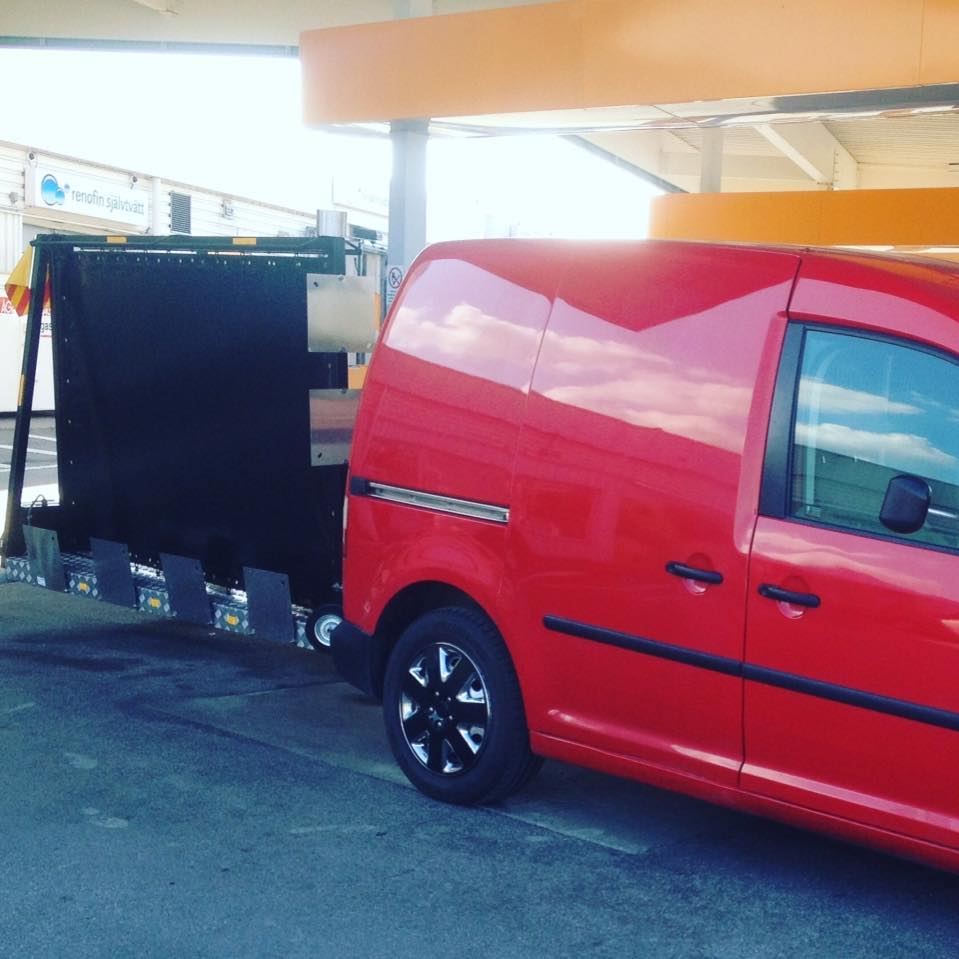 Boka sl�pvagnsreklamen idag.